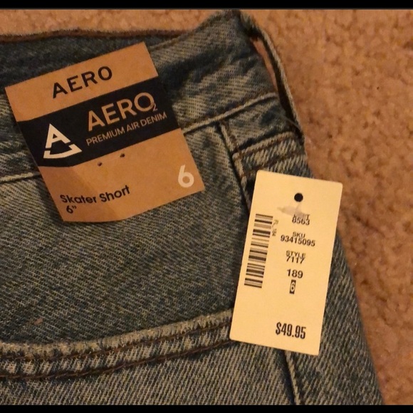 Aeropostale women’s skater jean shorts - Picture 2 of 4